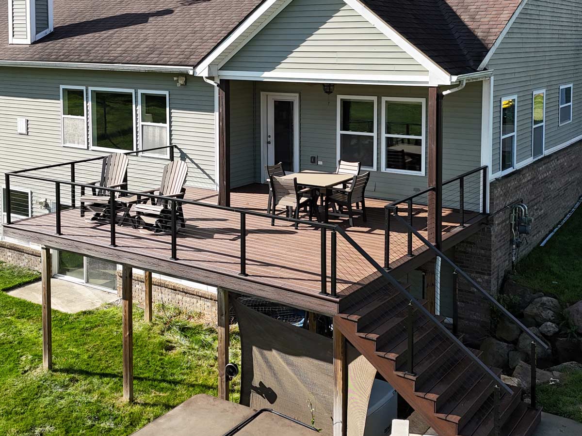 Deck Wire Railing for an Open, Easy-Living Outdoor Space – Muzata