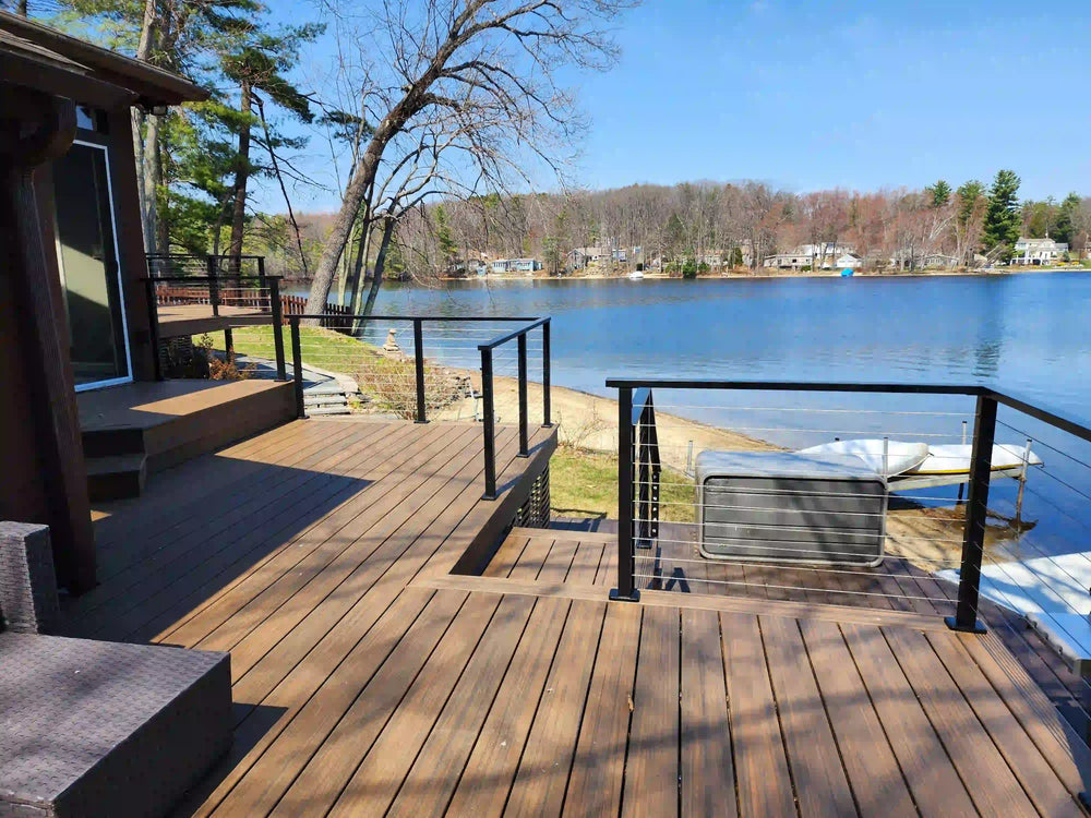 Open_view_wood_deck_with_sleek_black_railing_system